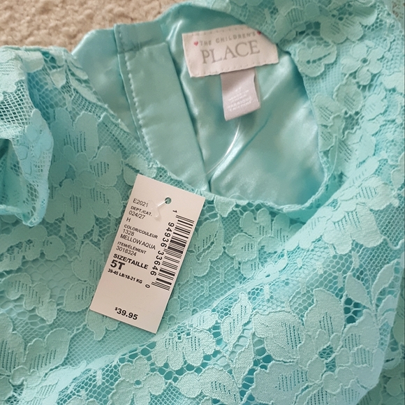 Girl's Lace dress - Picture 3 of 3